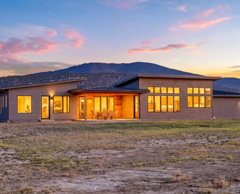modern home design exterior at sunset in Ashland, Oregon